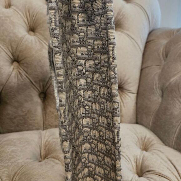 NEW DIOR Medium Book Tote Ecru and Gray Dior Oblique Embroidery - Picture 6 of 7